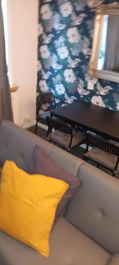 London Zone 2, 2 Bedroom House Экстерьер фото